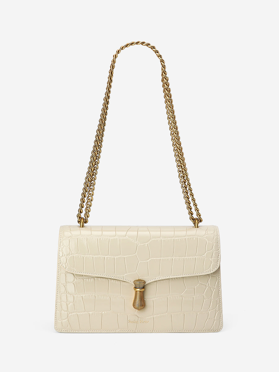 Minimalist textured chain bag