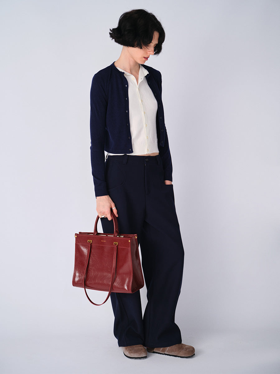 Casual simple and elegant tote bag