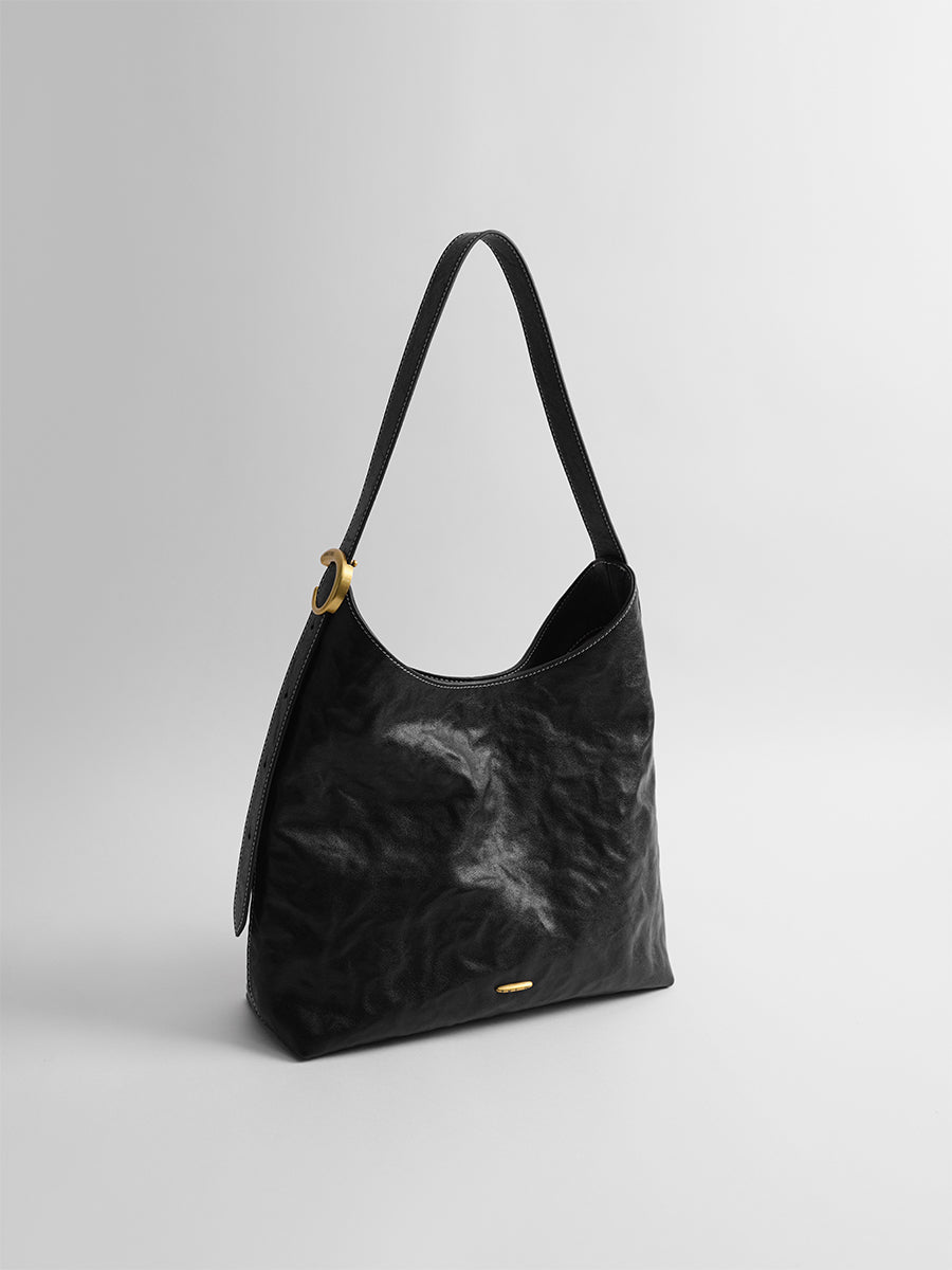 Sartorial tote bag with a niche design