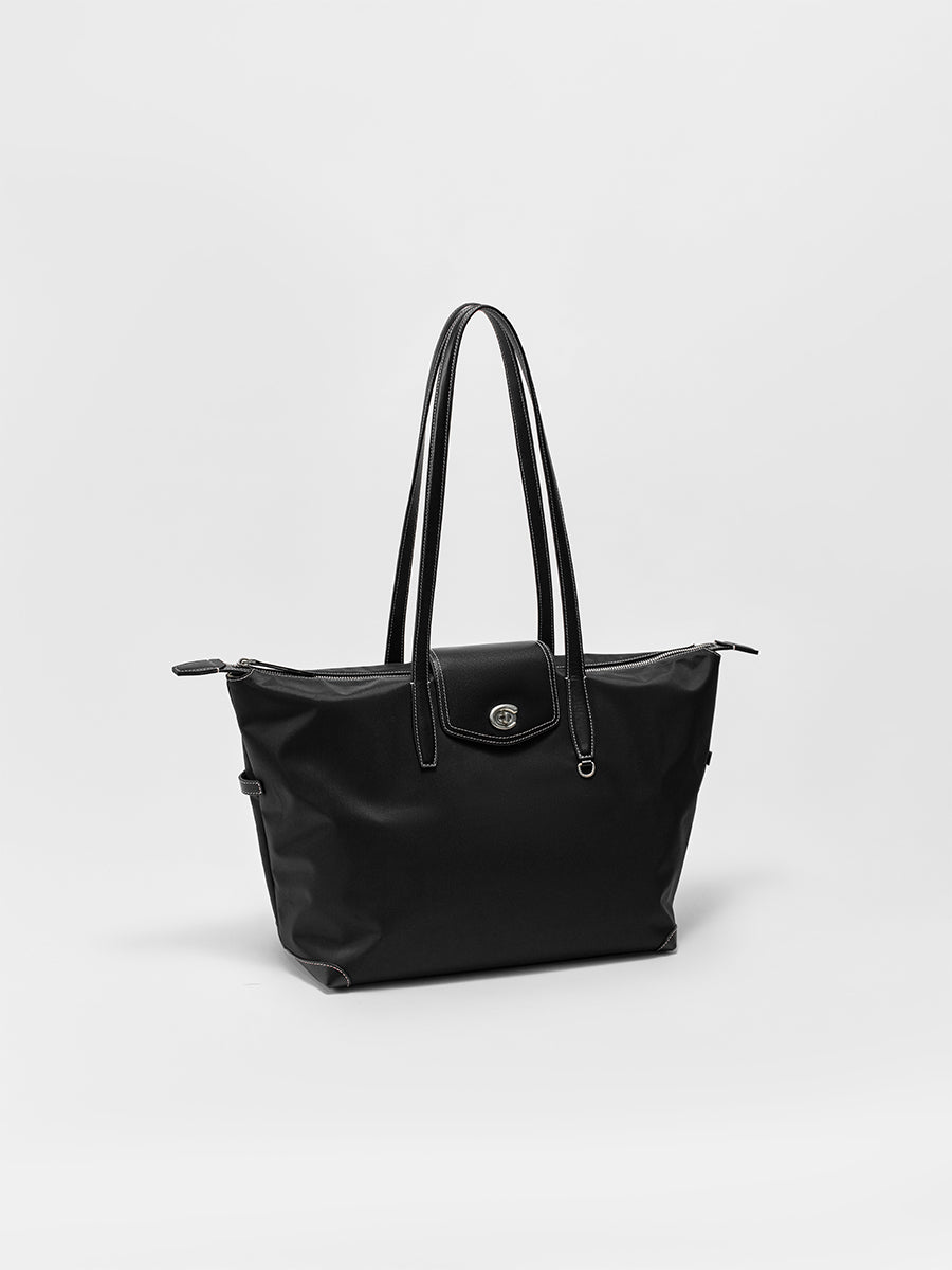 Large-capacity commuter tote bag