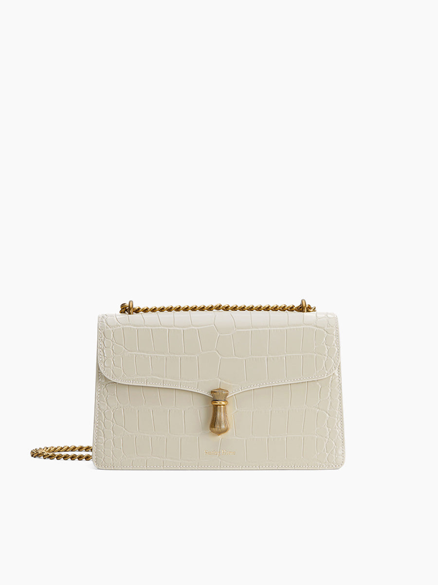 Minimalist textured chain bag