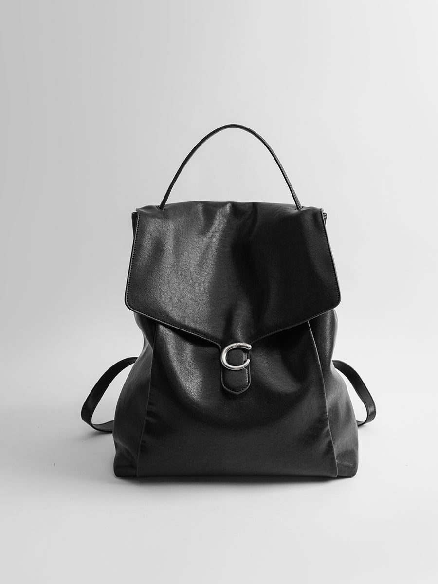 Large-capacity backpack