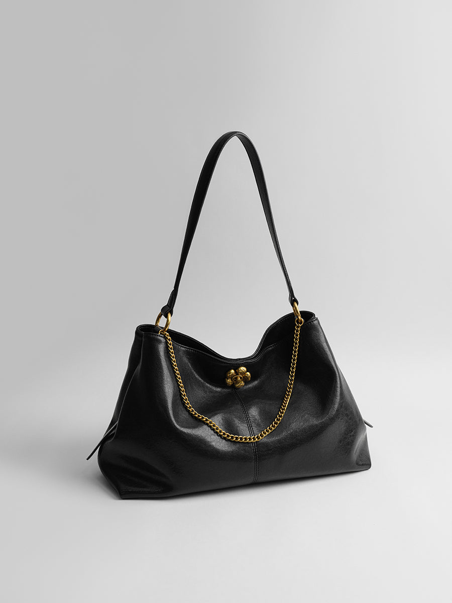 Large-capacity commuter tote bag