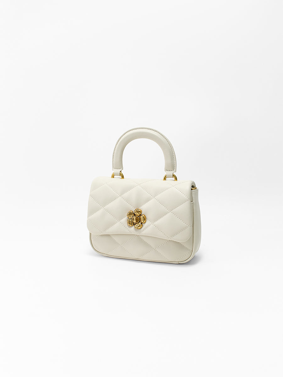 Exquisite and Light Luxury Hand bag