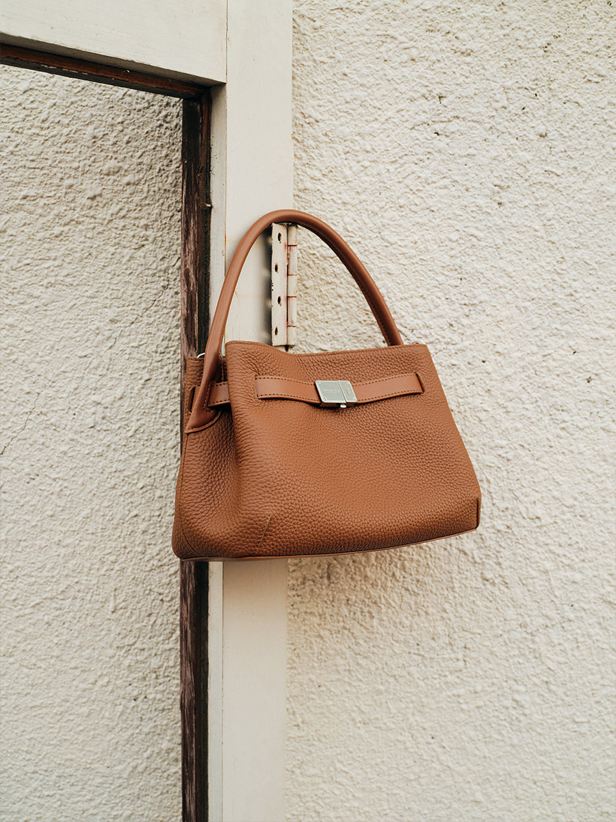 FIRST-LAYER COWHIDE BUCKET BAG