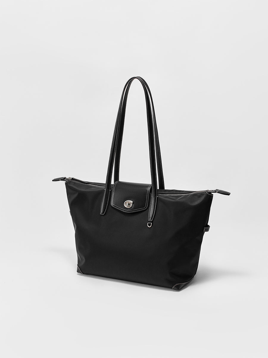 Large-capacity commuter tote bag