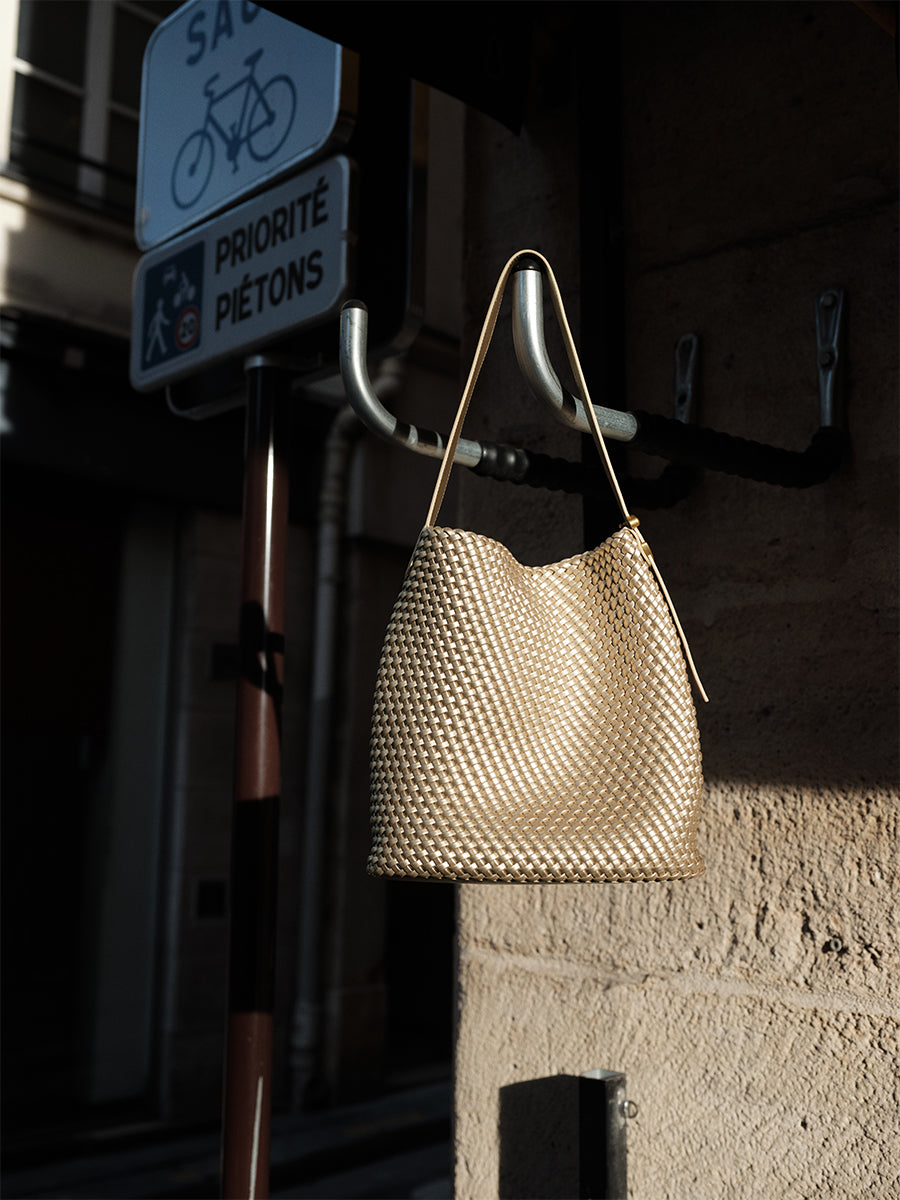 Large Capacity Commuter Tote Bag