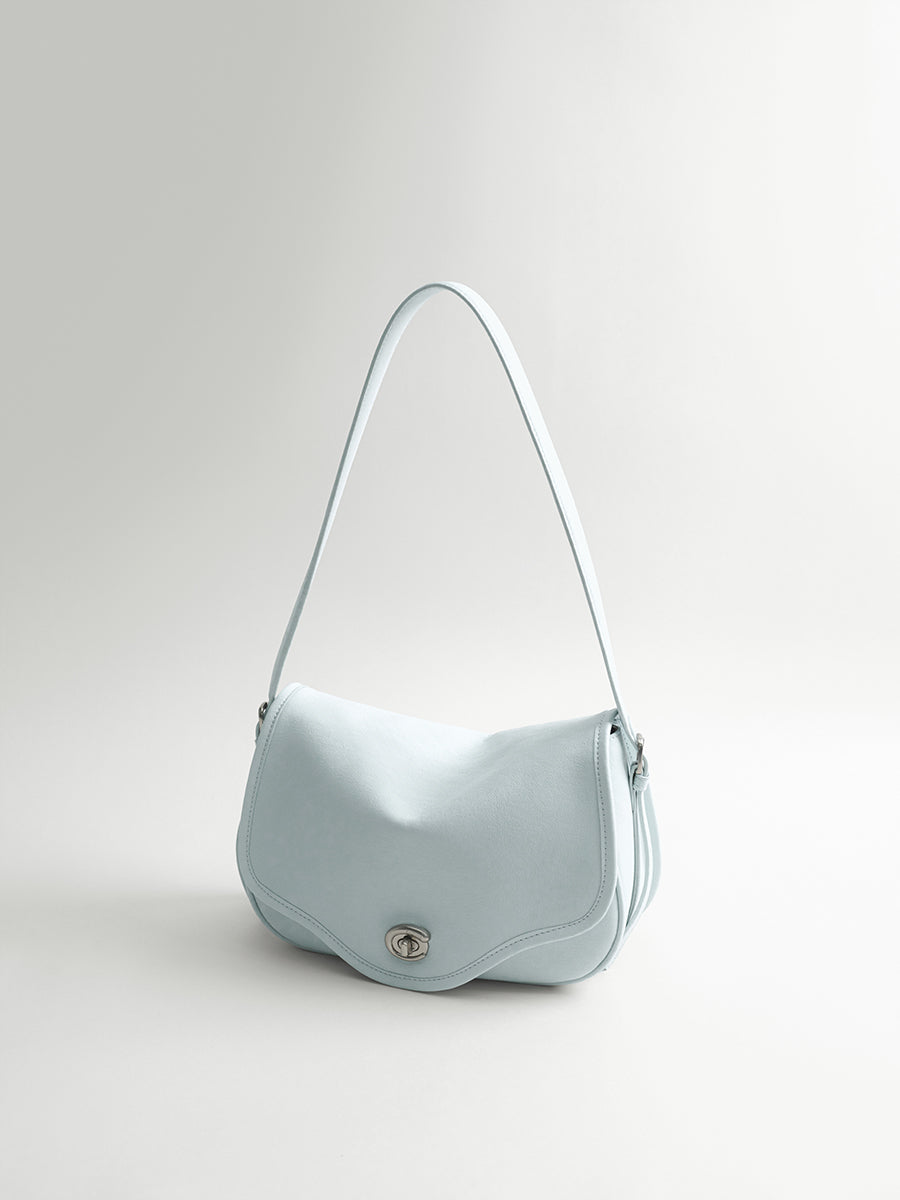 Luxurious lightweight shoulder bag with premium feel