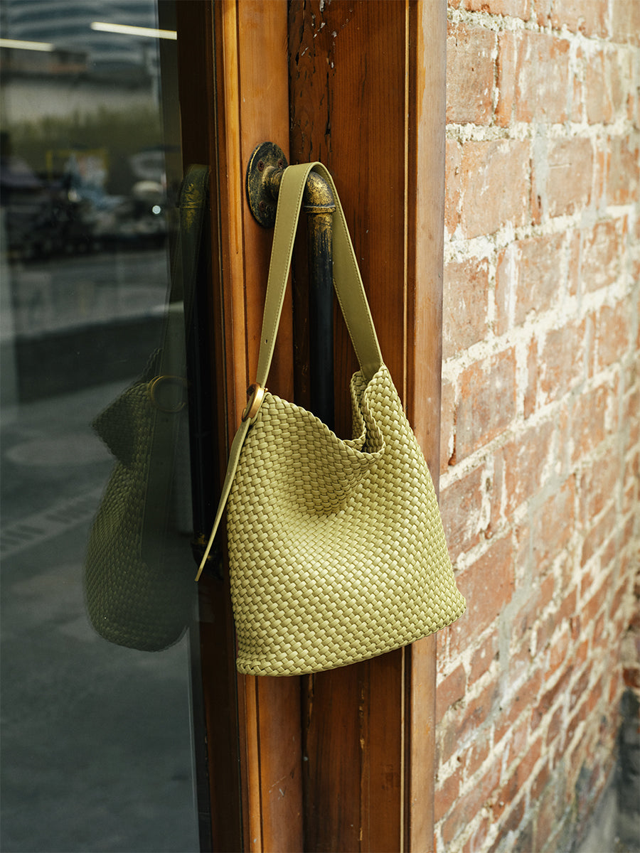 Large Capacity Commuter Tote Bag