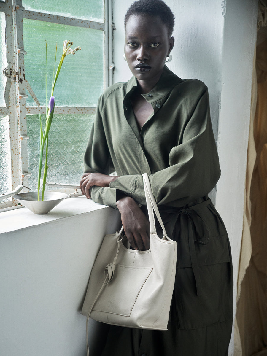 Minimalist high-end oversized tote bag