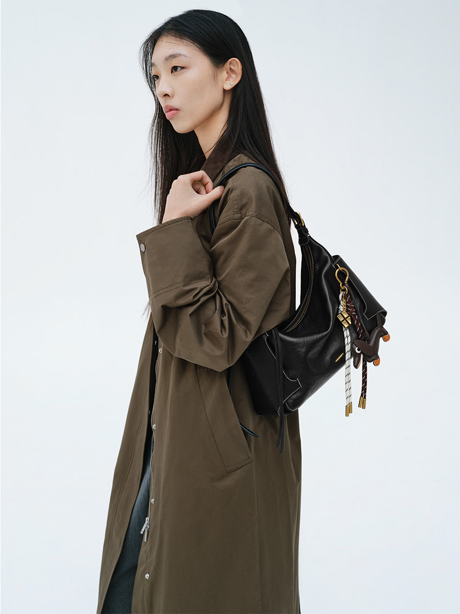 Elegant and generous hobo bags