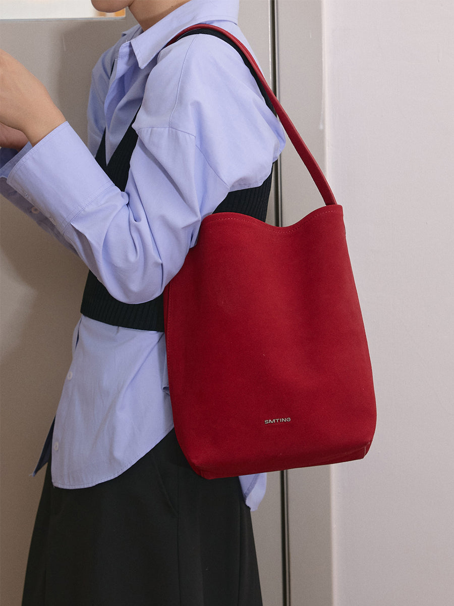 Matte leather large capacity handheld bucket bag