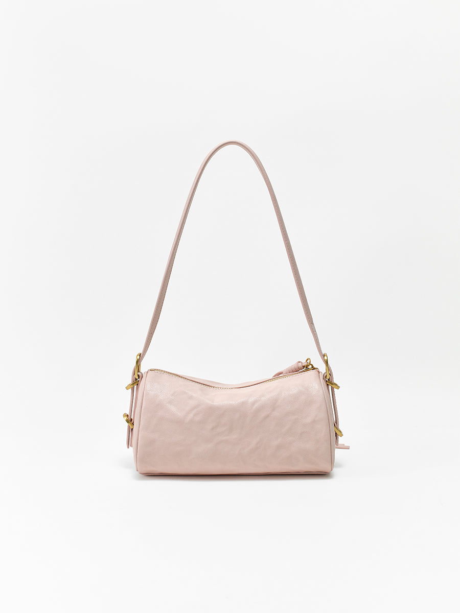Sophisticated and Versatile Bucket Bag
