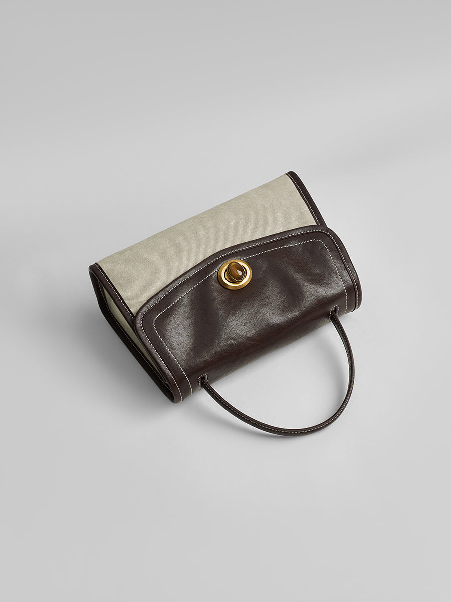 Simple and versatile envelope bag