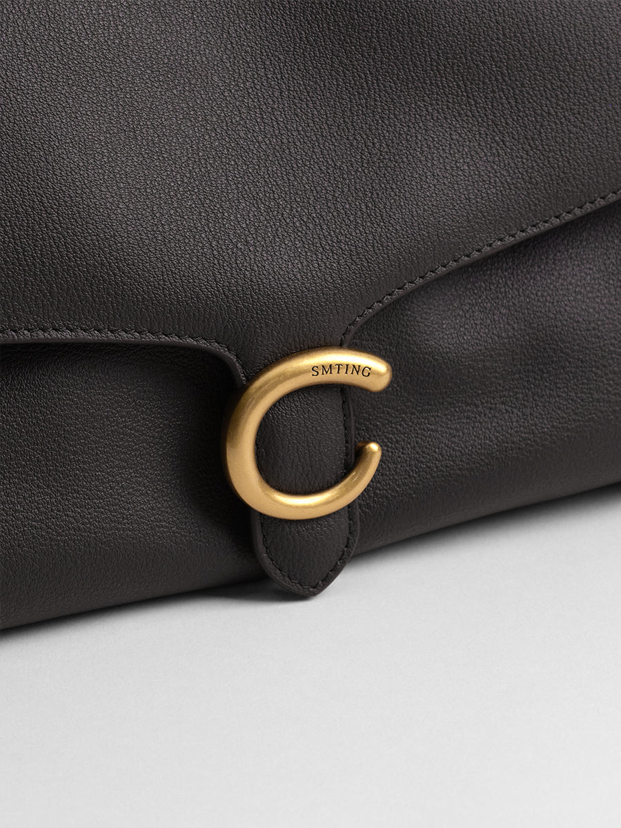 First-layer cowhide underarm bag