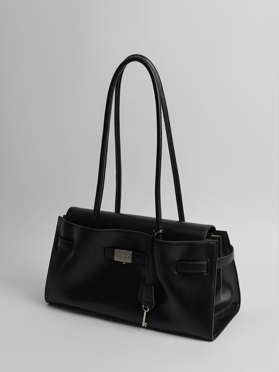 Advanced Sensation Commuter Shoulder Bag