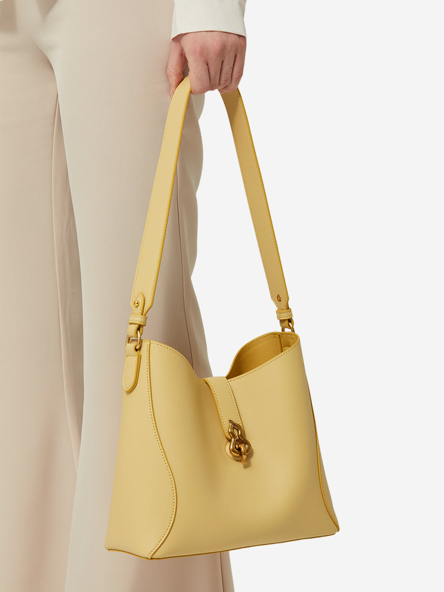Romanticism-Large Capacity Bucket Bag