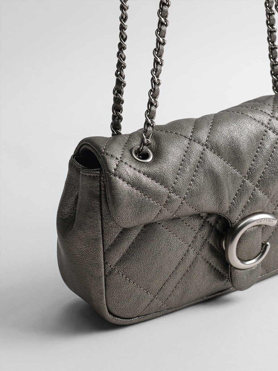 Quilted chain bag