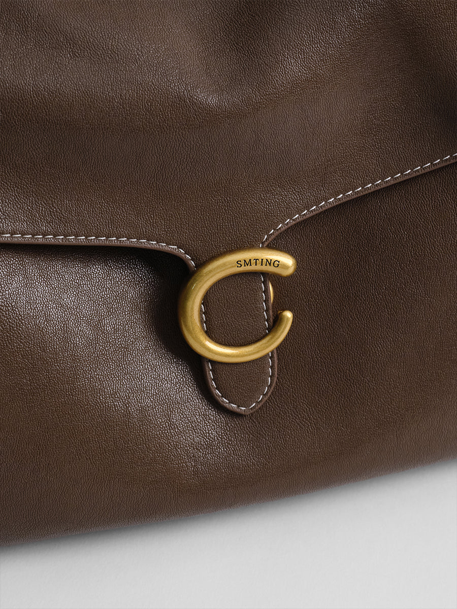 Luxury lightweight tote bag with premium feel