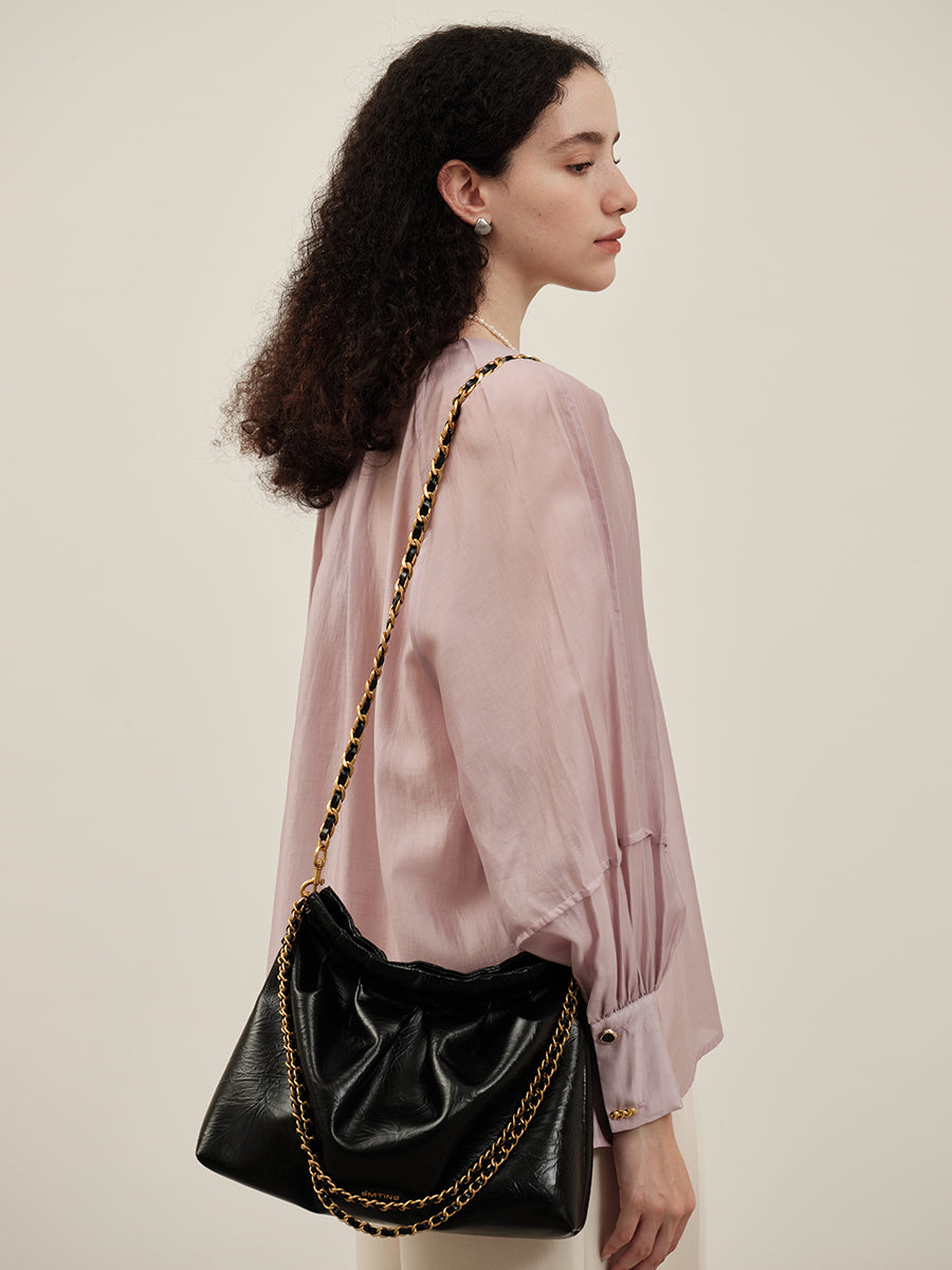 Tissage d'un sac fourre-tout en chaîne de nuages