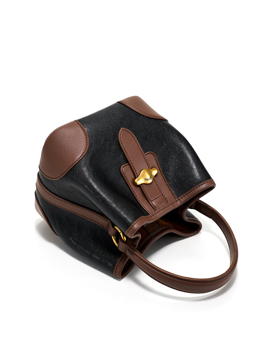 Small and lazy crossbody bucket bag