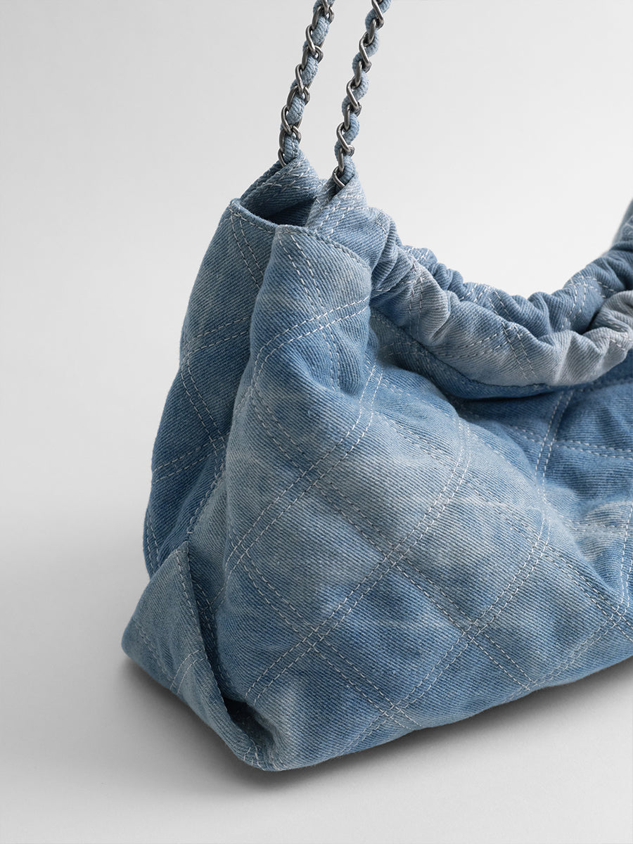 New tie-dye denim chain bag