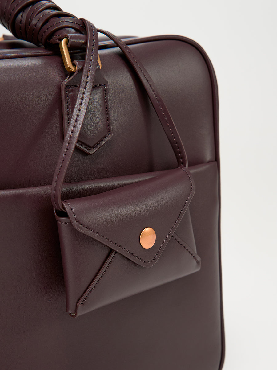 Premium sense large capacity commuting tote bag