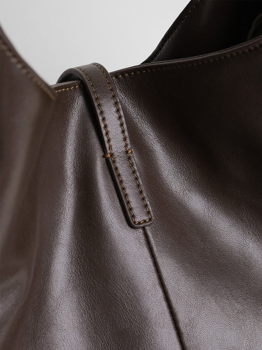Large-capacity tote bag