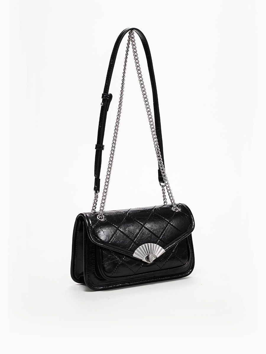 Exquisite diamond-patterned chain bag square bag