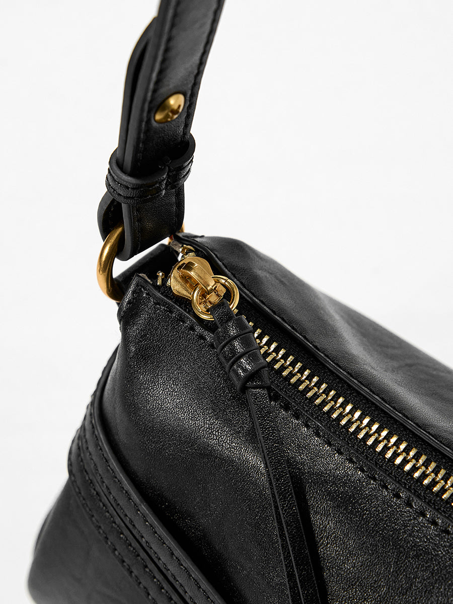 Delicate and luxurious baguette bag