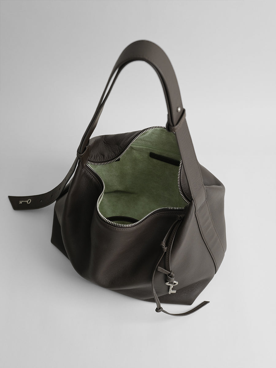First-layer cowhide hobo bag