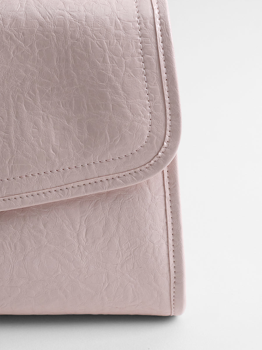 Light luxury niche messenger bag