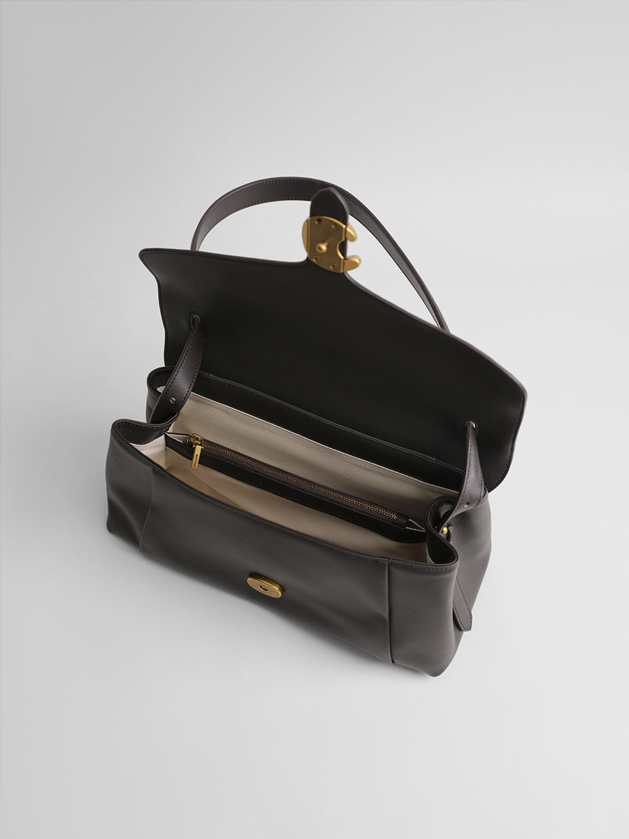 First-layer cowhide underarm bag