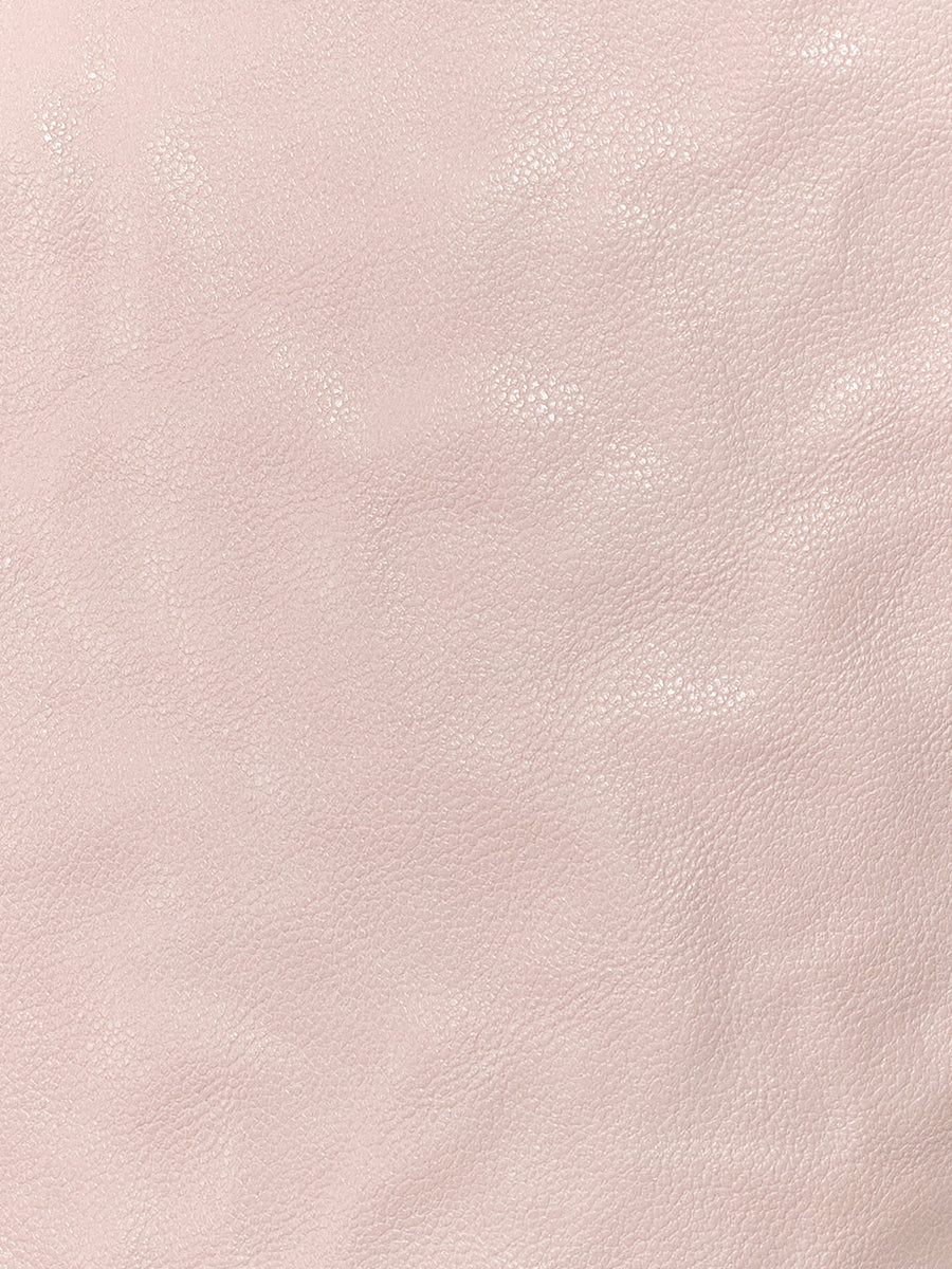 Sophisticated and Versatile Bucket Bag