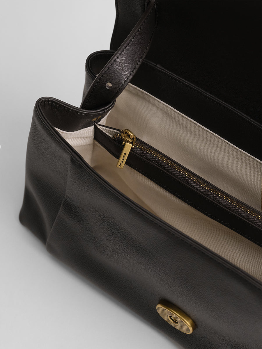 First-layer cowhide underarm bag