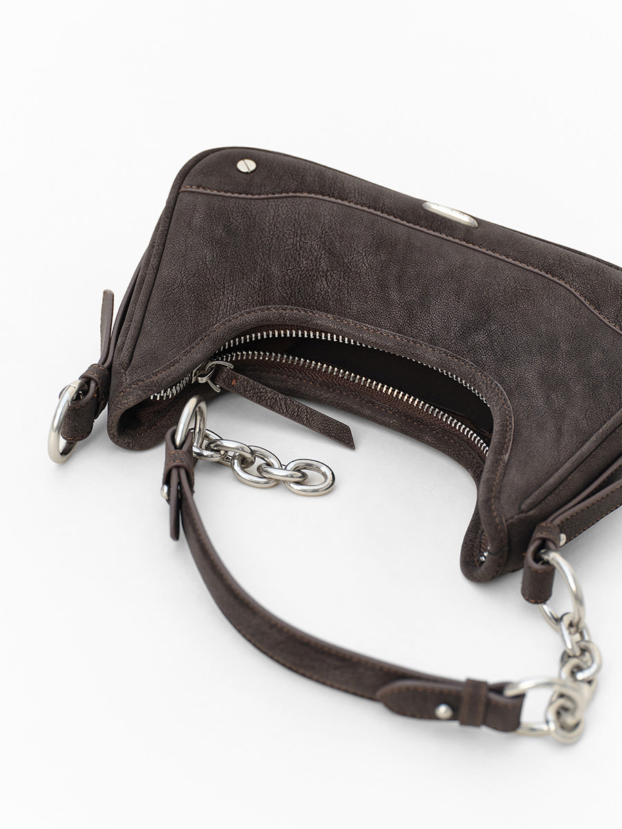 Delicate fashion chain underarm bag