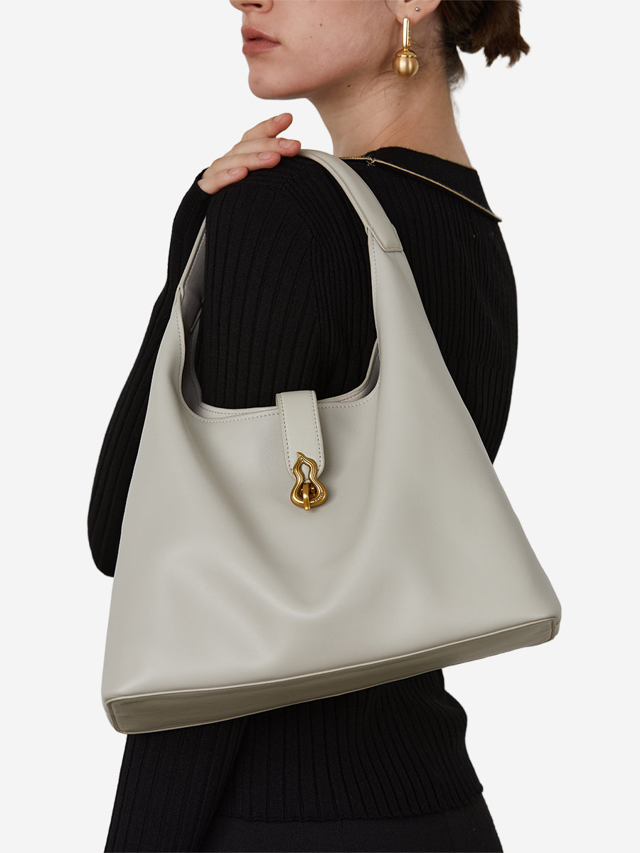 Flower Girl-Underarm Tote Bag