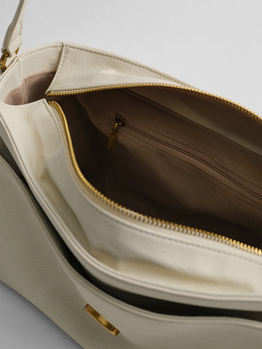Versatile single-shoulder underarm bag