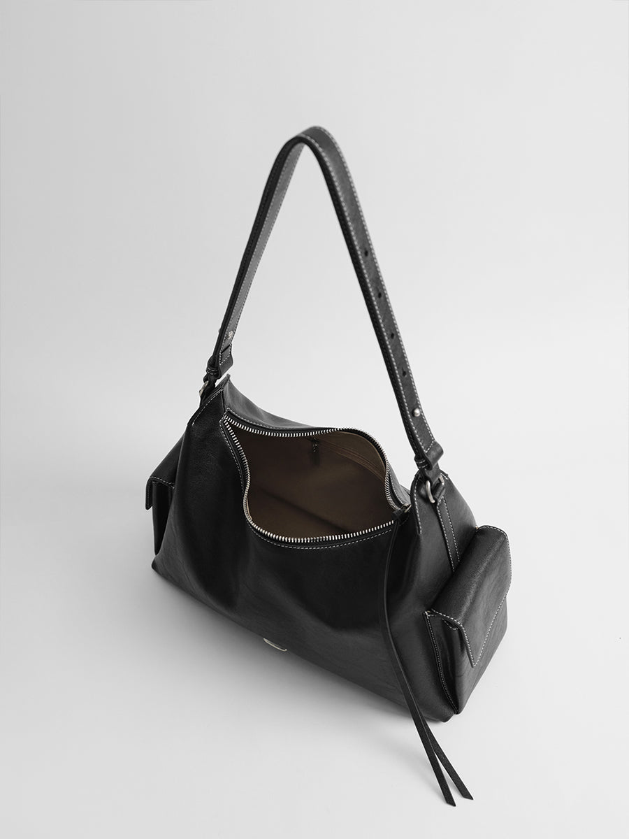 Relaxed single-shoulder hobo bag