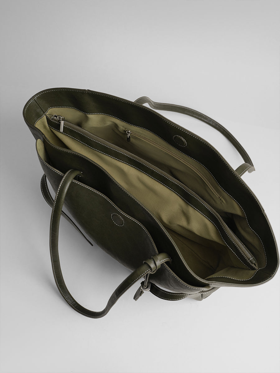 Large-capacity tote bag
