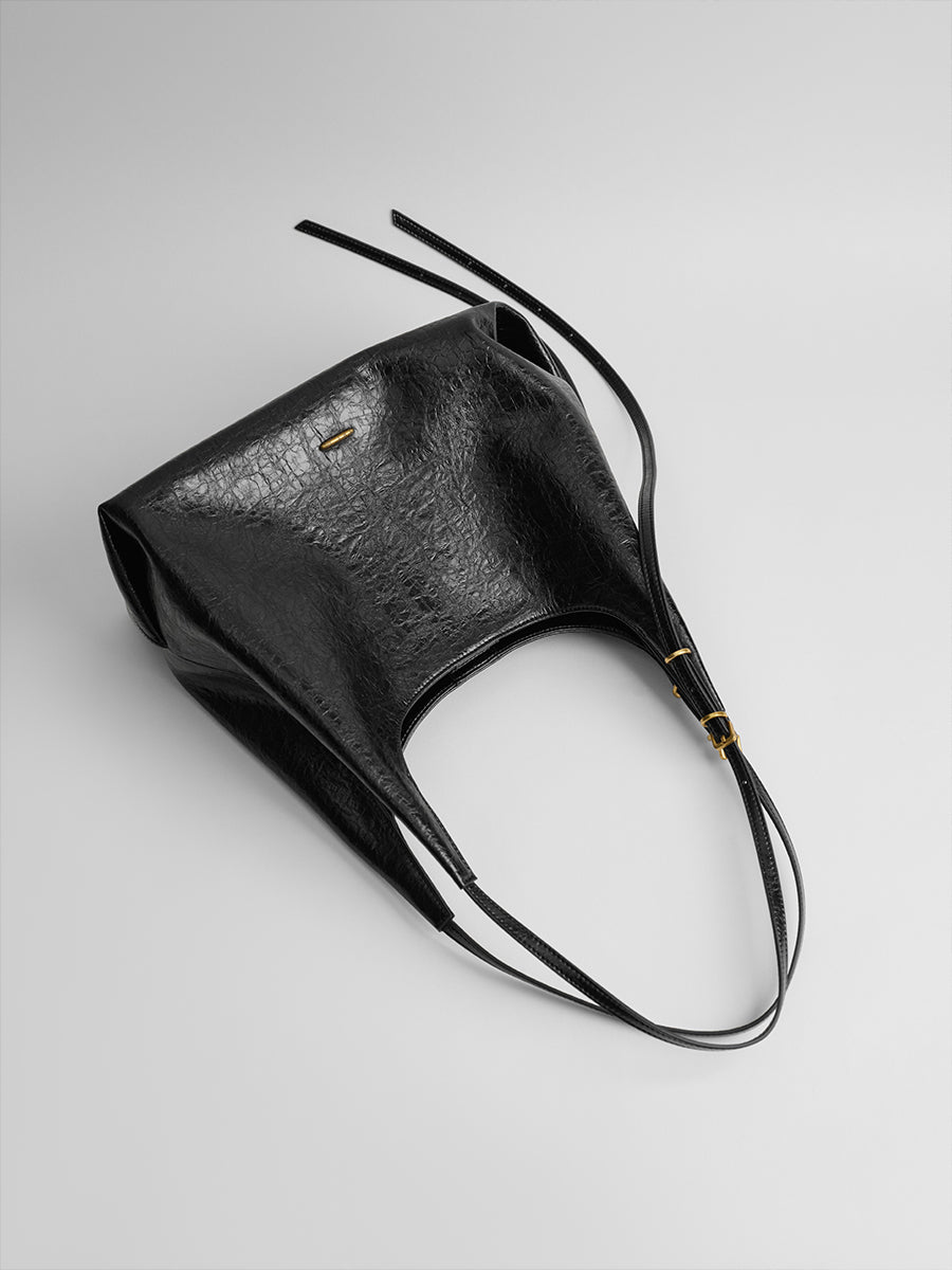 Cracked leather tote bag