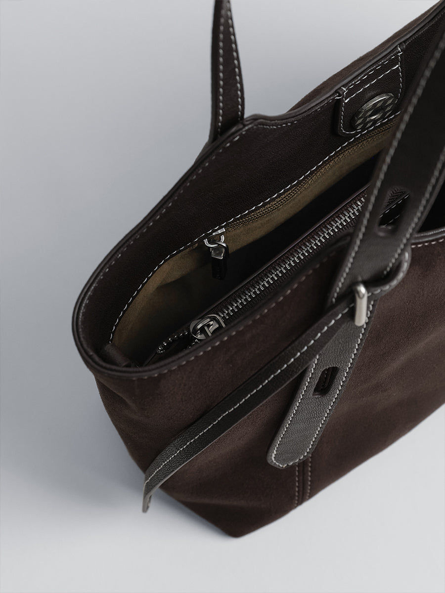 Large-capacity tote bag