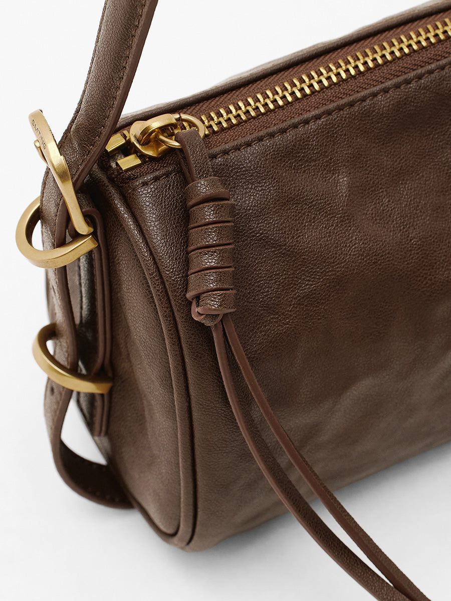 Simple and elegant pillow bag