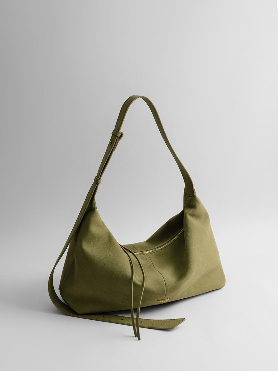 Daily commuting hobo bag