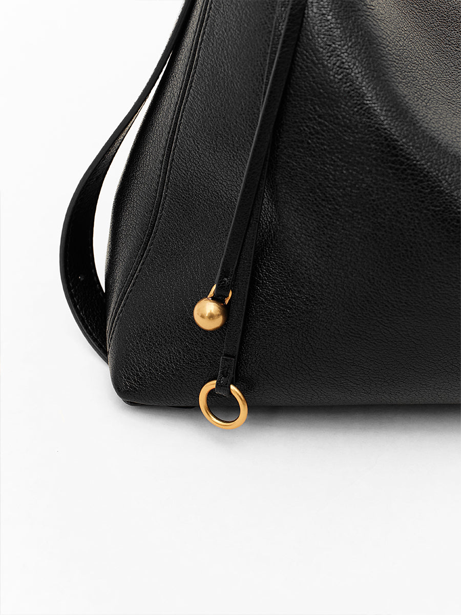 Premium minimalist shoulder bag