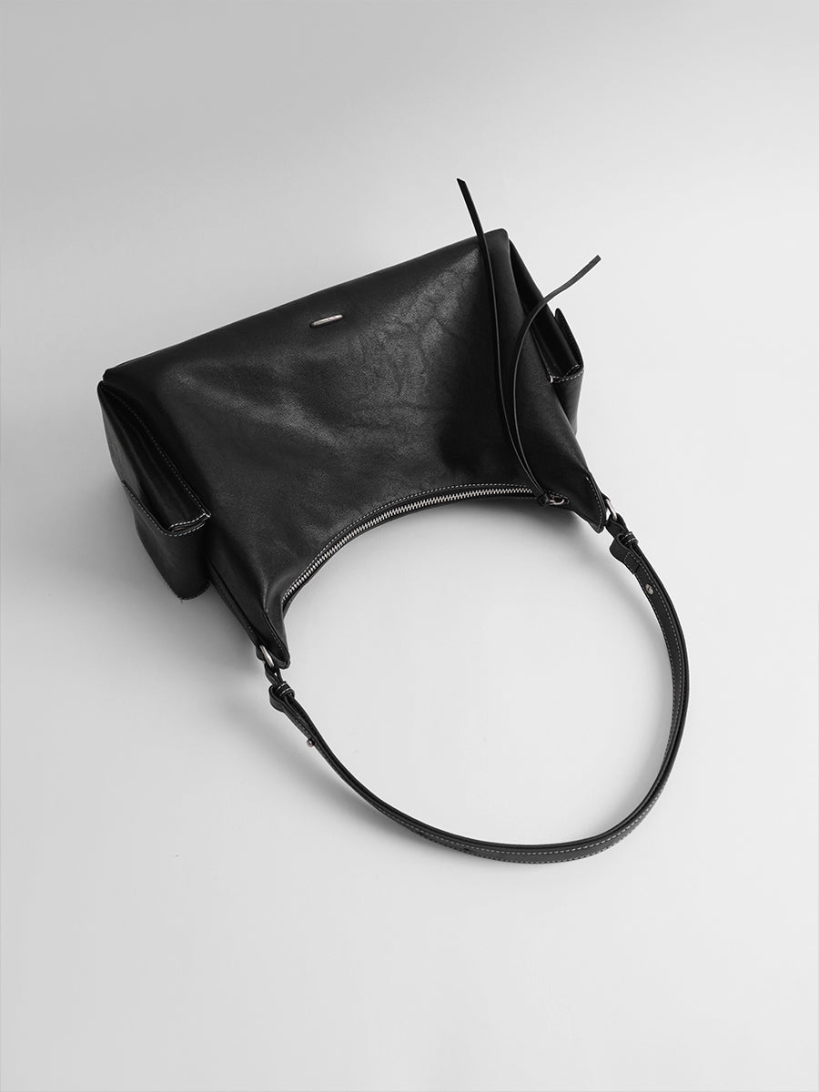 Relaxed single-shoulder hobo bag