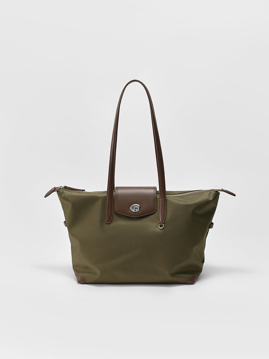 Large-capacity commuter tote bag