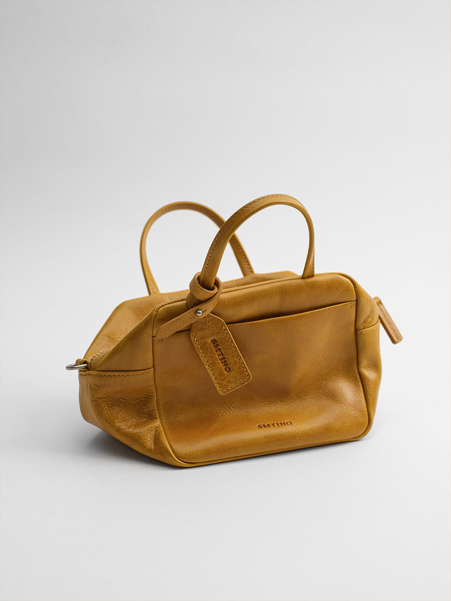 Head-layer cowhide box bag