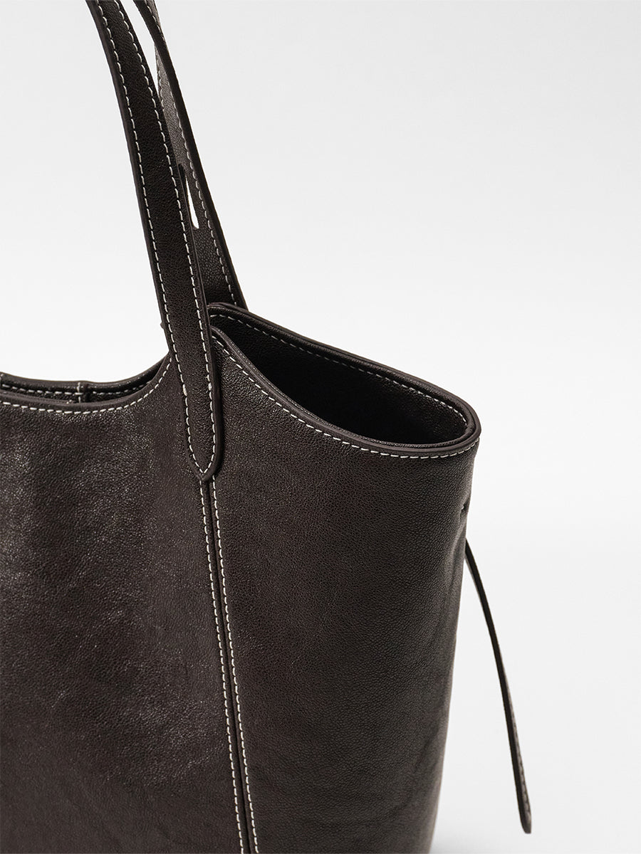 New minimalist design tote bag