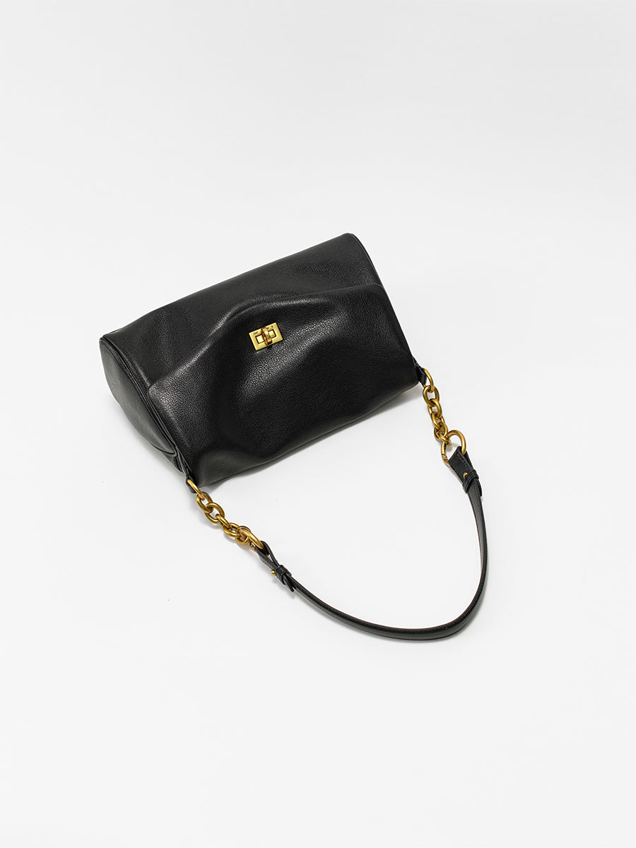 Classic flap messenger bag